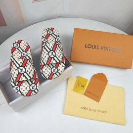 Picture of LV Slippers _SKU472854372102055